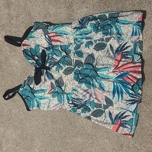 Beachy OnePiece Top with adjustable Straps